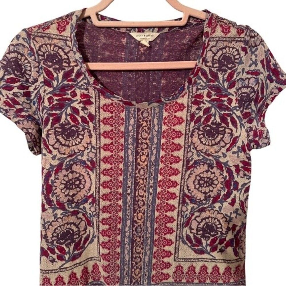 Lucky Brand  Red & Blue Floral  Boho Short Sleeve Round Neck Shirt  Size Small